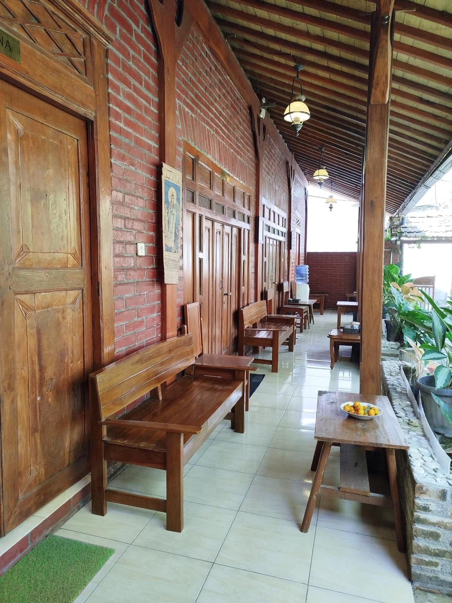 Dapur ethnic guesthouse Bantul Extérieur photo